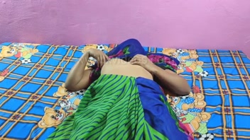 ভাবীর পাছায় দেবরের মোটা ধন, চিৎকারে মজা, ফেটে গেল!