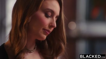 BLACKED সেক্সি লেনি ইসাইয়াকে দিলেন জীবনের সেরা রাইড