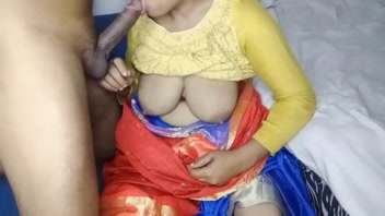 আমার নতুন ভাবীকে লাল শাড়িতে হট বাংলা হার্ডকোর সেক্স!