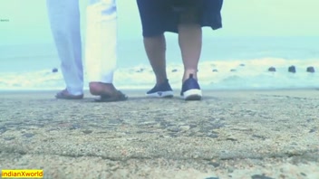 ভুতের রাতে বাঙালি ভাবীর সাথে উত্তেজক চুদাচুদি!