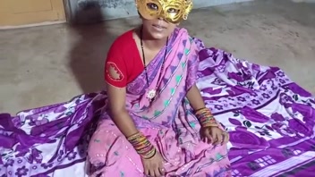 শাশুড়ির সাথে গোপন রোমাঞ্চ, স্ত্রীর প্রসবের সময়!