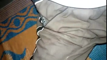সেক্সি তরুণী ছাড়া পোশাকের মোহনীয় রূপ