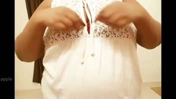 কলকাতার মেয়ের মুগ্ধকর সৌন্দর্য!